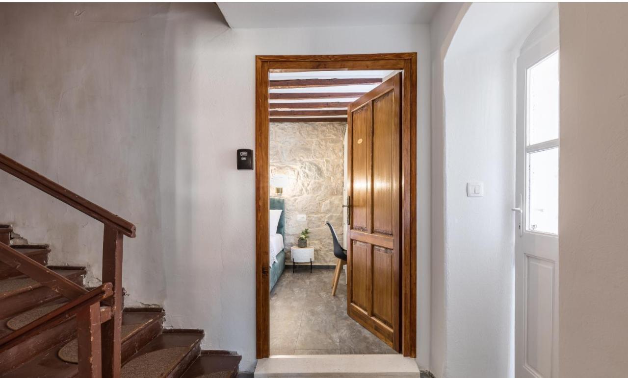 Bonbon Old Town Private En-Suite Room 스플리트 외부 사진